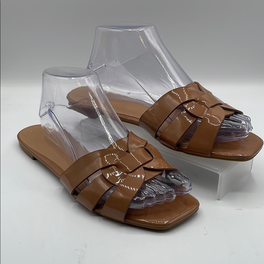 BAMBOO Brown Slide Sandals, size 9